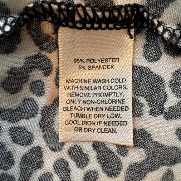 WHITE HOUSE BLACK MARKET Top Womens M Leopard Print Ruffle Knit Animal Boho - Picture 8 of 8